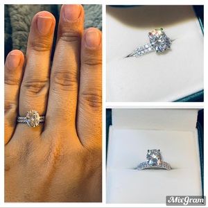 Oval Moissanite Bridal Set Size 7.5